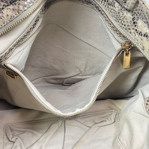 Tory Burch Gray Python Embosed and Black Structured Tote bag - Picture 7 of 11